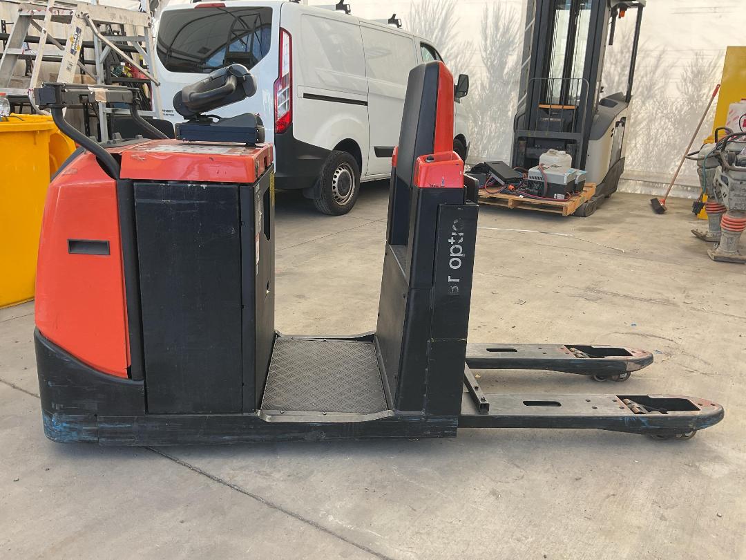 Photo '3' of BT OSE250 Forklift Photo '3' of BT OSE250 Forklift