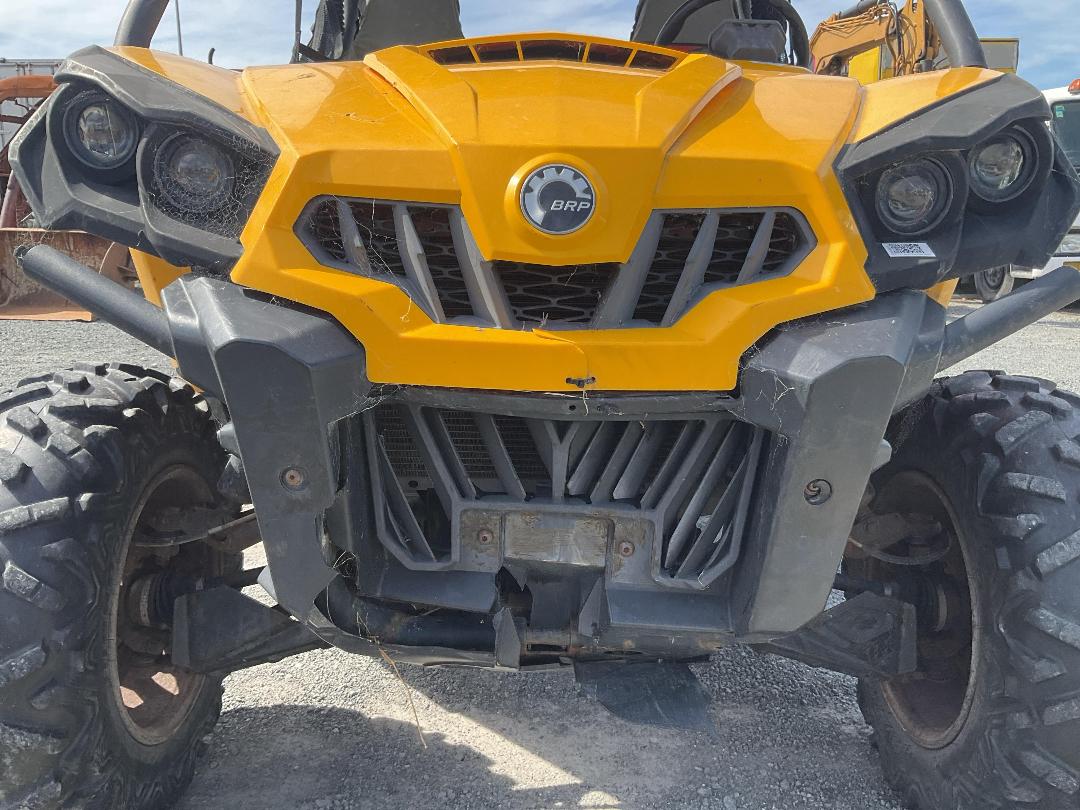 Photo '14' of CAN-AM Commander 800R 6TFB 4WD Photo '14' of CAN-AM Commander 800R 6TFB 4WD