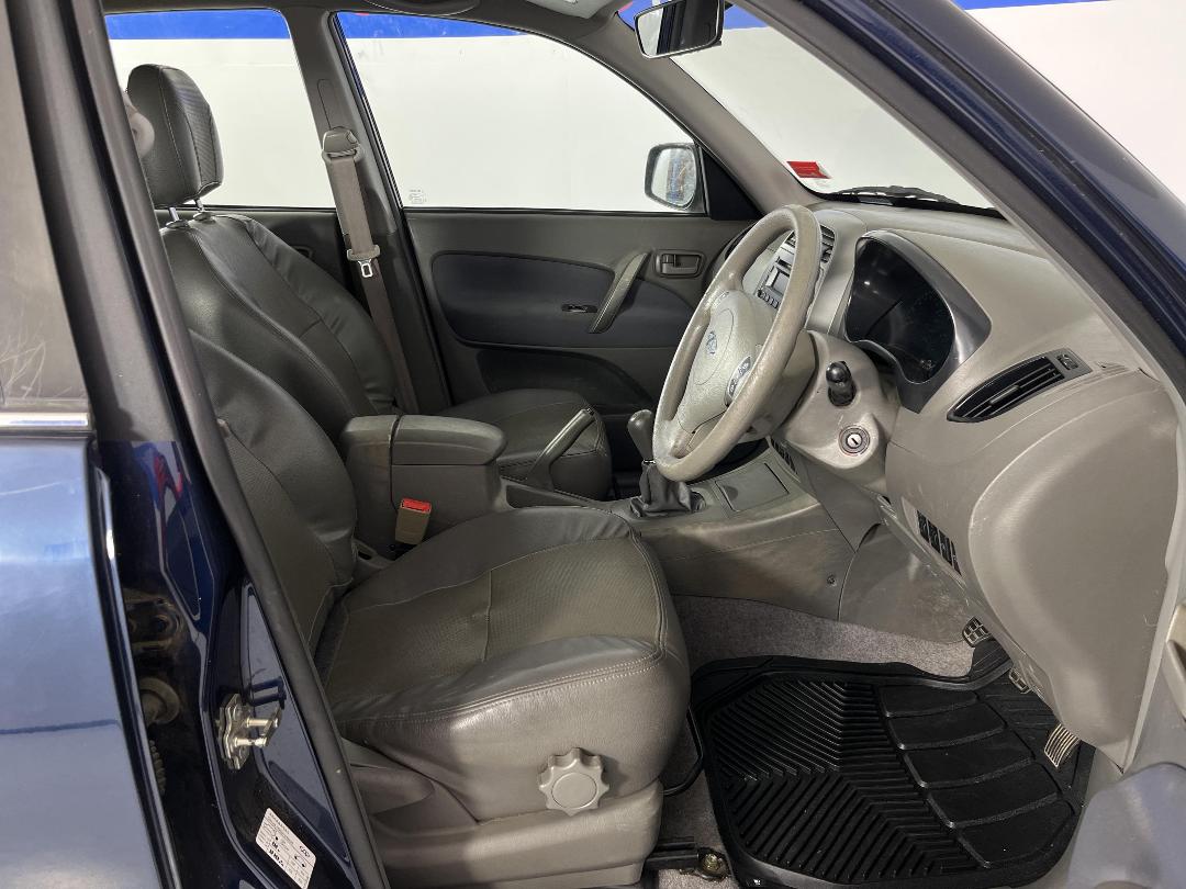 Photo '16' of Chery J11