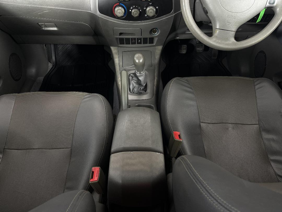 Photo '18' of Chery J11