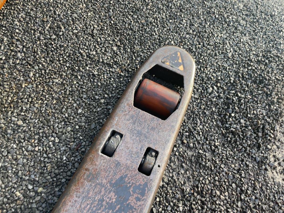 Photo '12' of Crown WT3020 Forklift