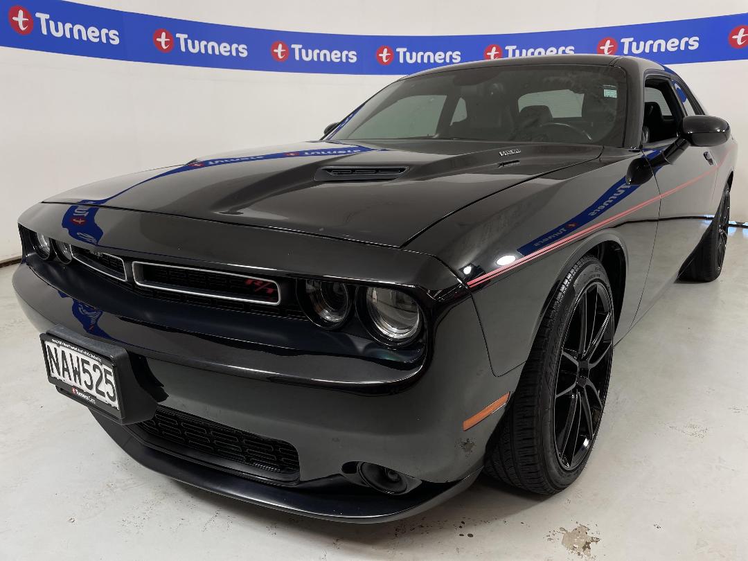 Photo '4' of Dodge Challenger Photo '4' of Dodge Challenger