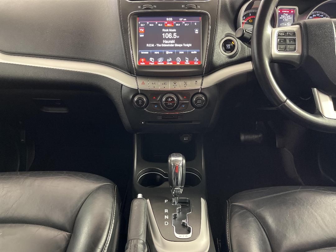 Photo '18' of Dodge Journey