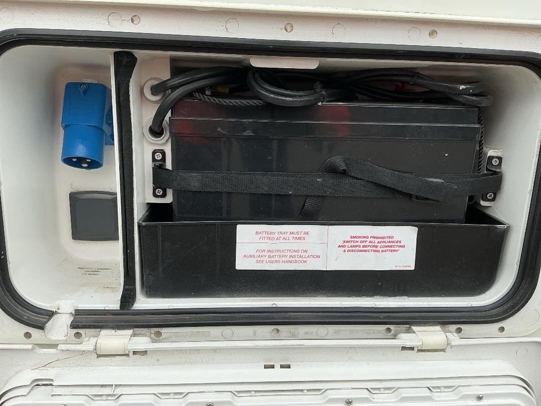 Photo '34' of Factory Built Elddis Majestic Motorhome