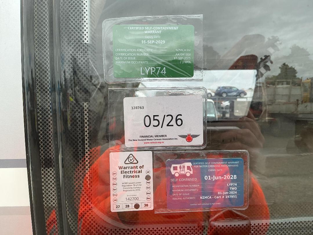 Photo '43' of Factory Built Elddis Majestic Motorhome