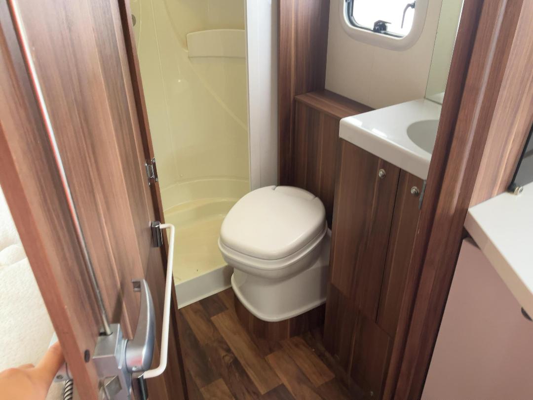 Photo '22' of Fiat Ducato Auto-Roller Motorhome