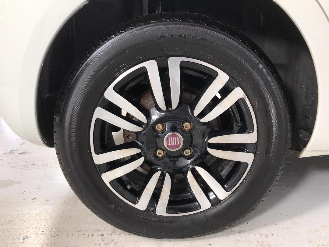 Photo '12' of Fiat Punto