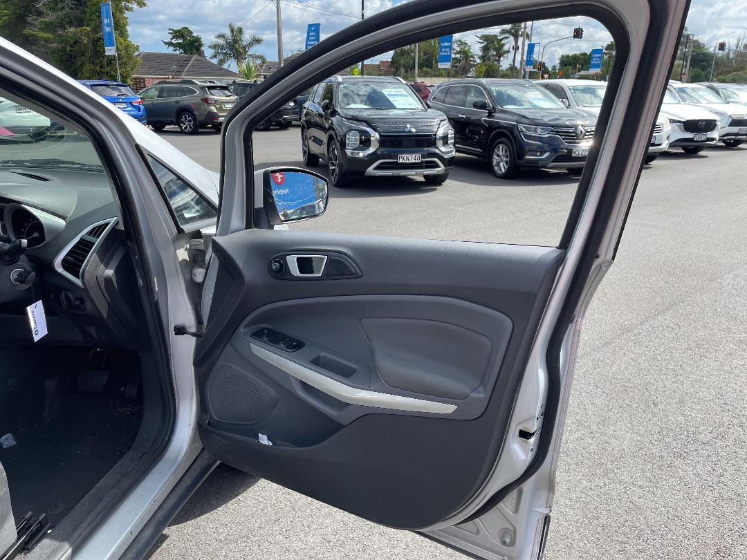 Photo '10' of Ford Ecosport Trend