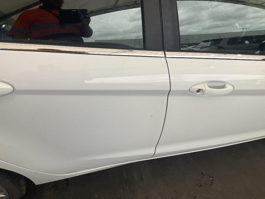 Photo '13' of Ford Fiesta Sport