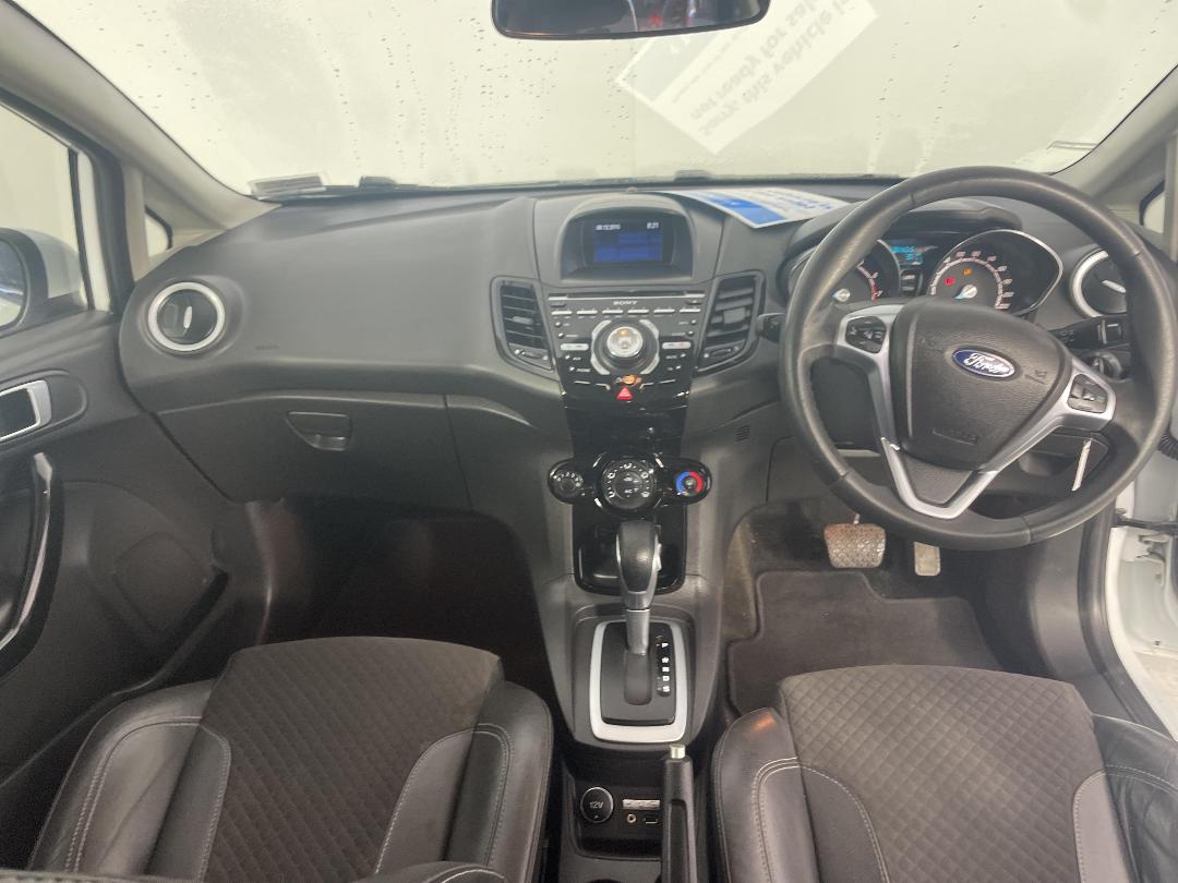 Photo '17' of Ford Fiesta Photo '17' of Ford Fiesta