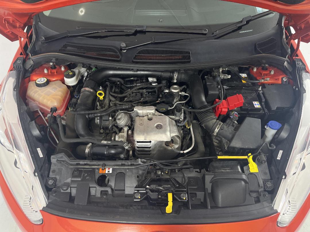 Photo '13' of Ford Fiesta