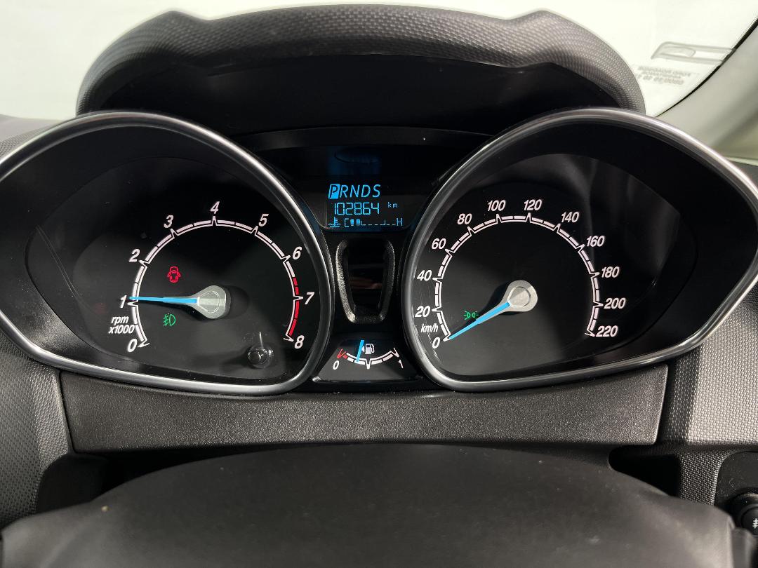 Photo '21' of Ford Fiesta