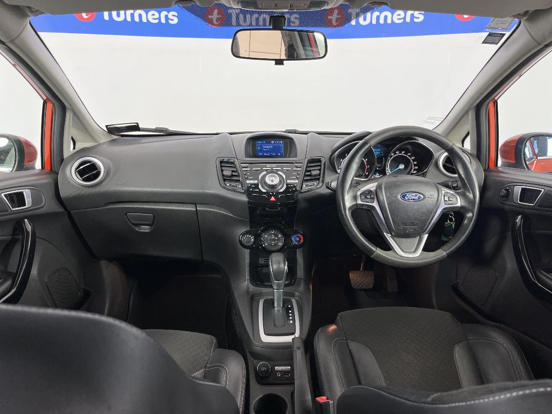 Photo '17' of Ford Fiesta