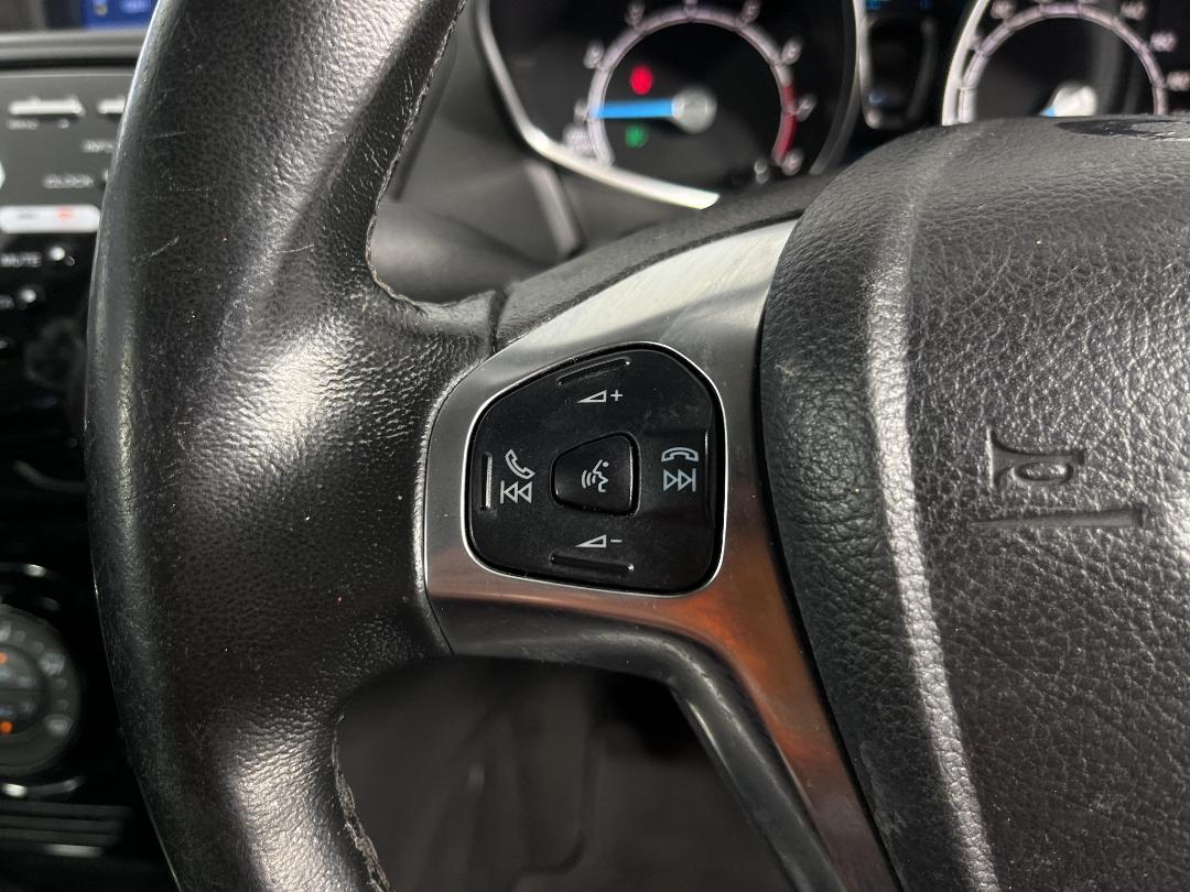 Photo '24' of Ford Fiesta