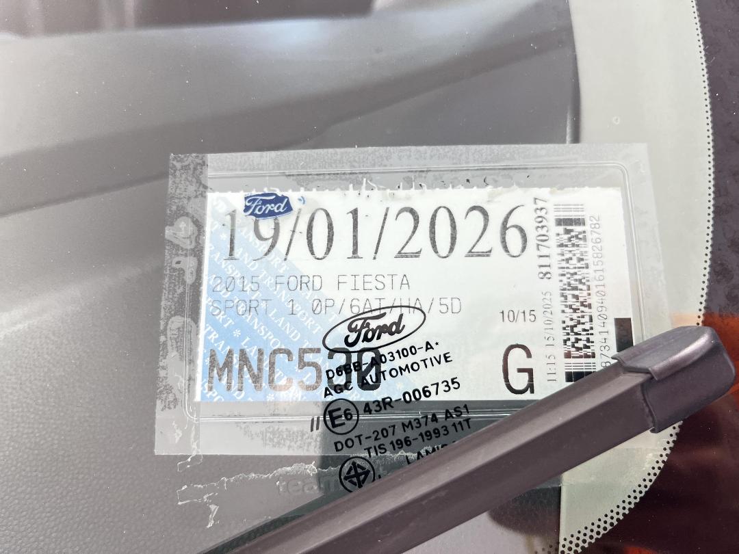 Photo '28' of Ford Fiesta