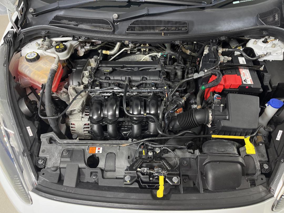 Photo '13' of Ford Fiesta