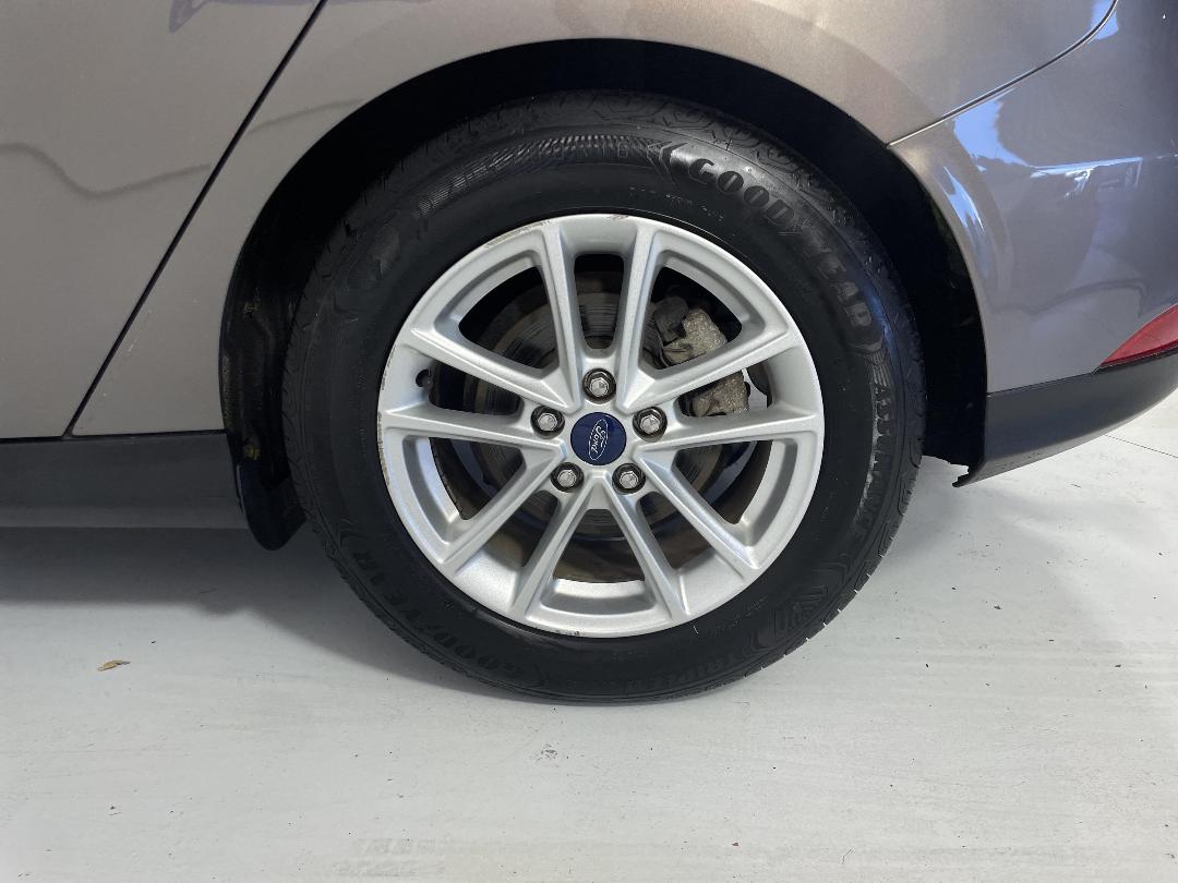 Photo '11' of Ford Focus Photo '11' of Ford Focus