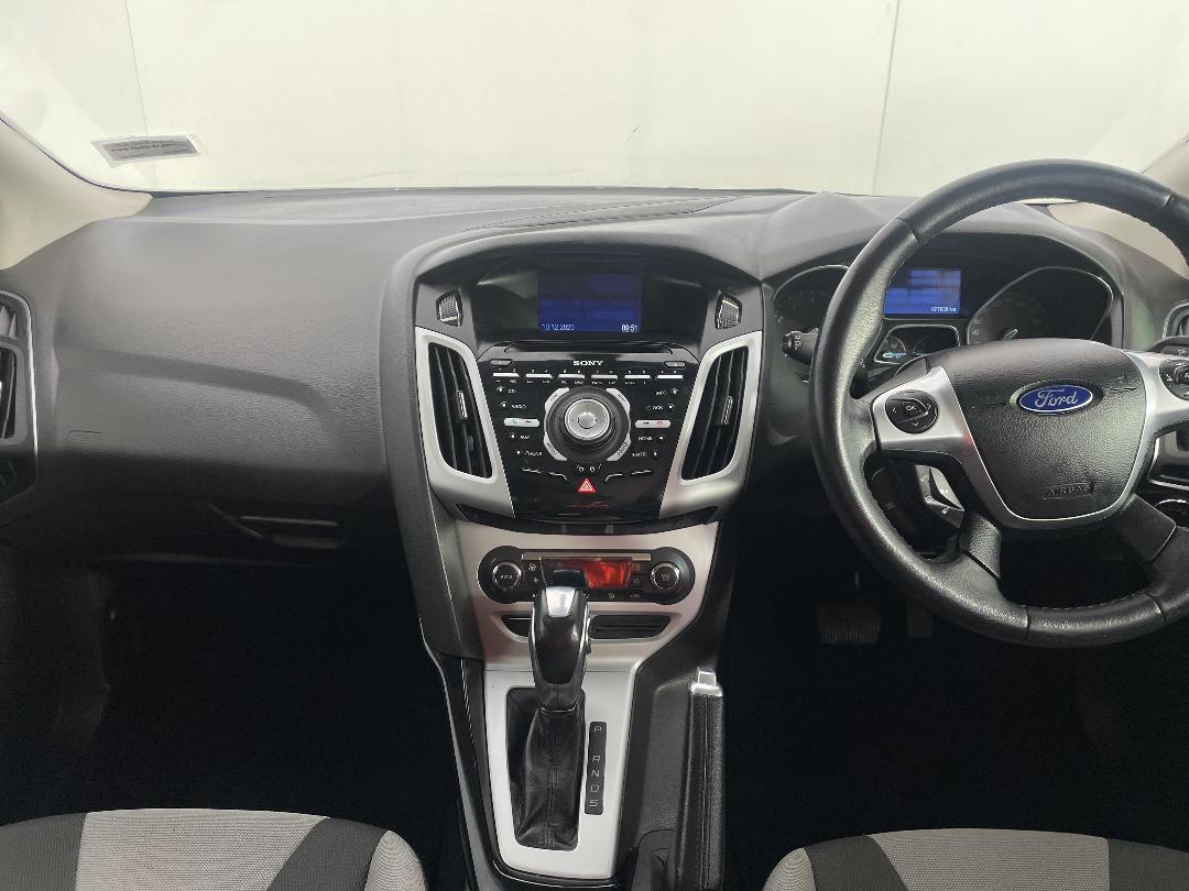 Photo '17' of Ford Focus