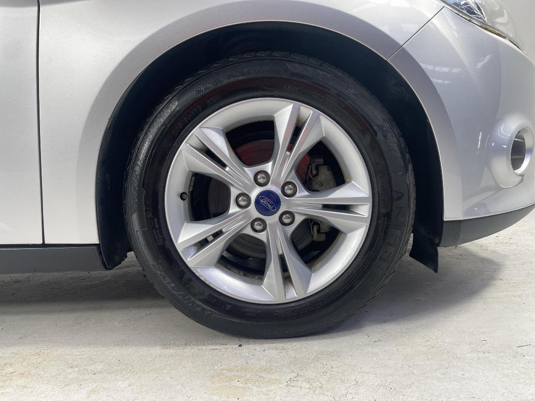 Photo '9' of Ford Focus Photo '9' of Ford Focus