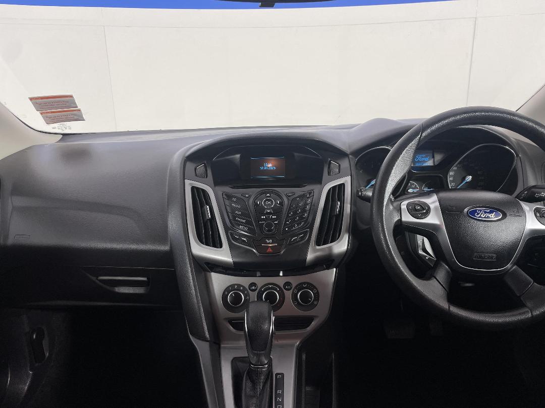 Photo '17' of Ford Focus Photo '17' of Ford Focus