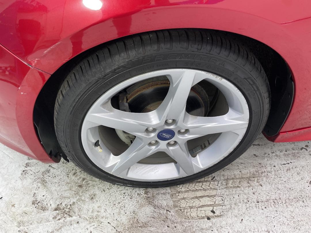 Photo '10' of Ford Focus