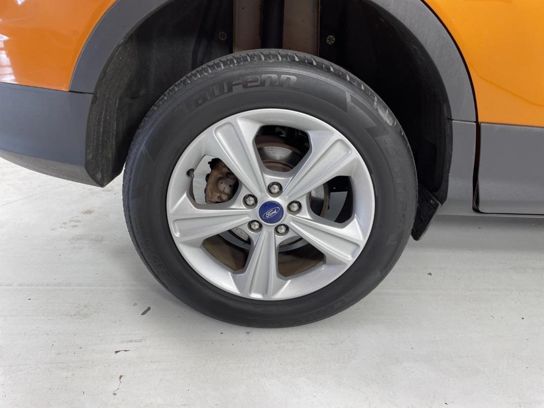 Photo '10' of Ford Kuga Ambiente FWD Petrol