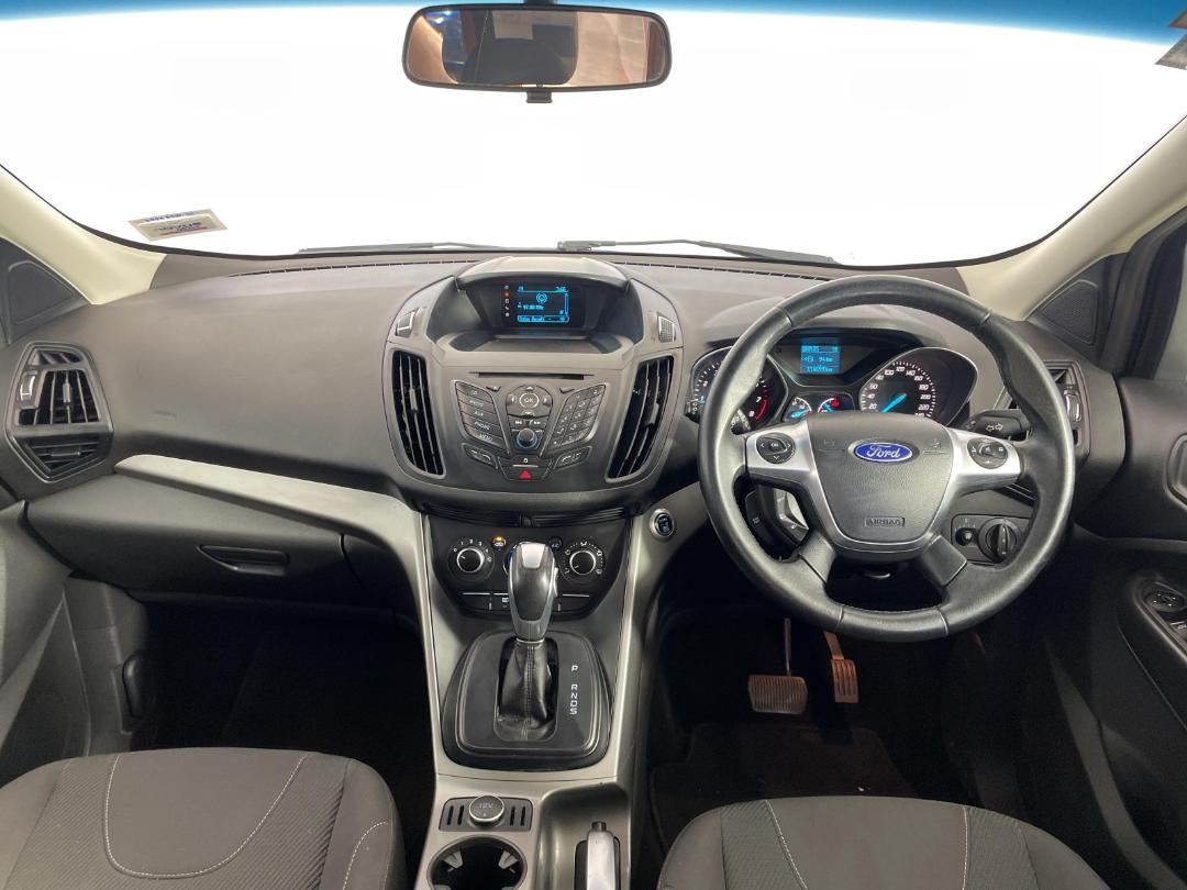 Photo '15' of Ford Kuga Ambiente FWD Petrol