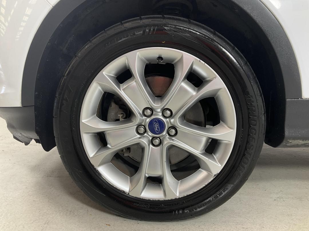 Photo '10' of Ford Kuga