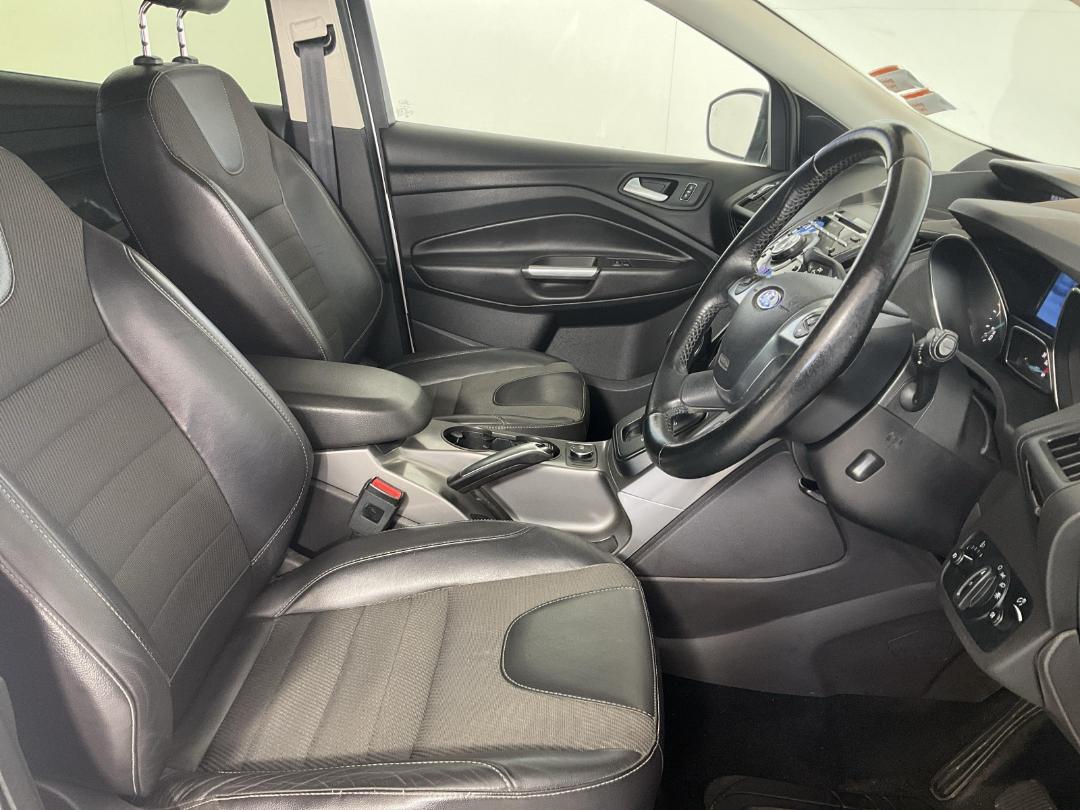 Photo '16' of Ford Kuga