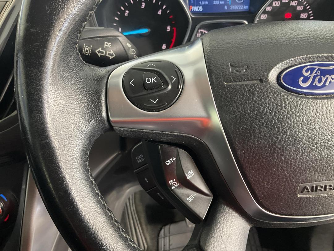 Photo '26' of Ford Kuga