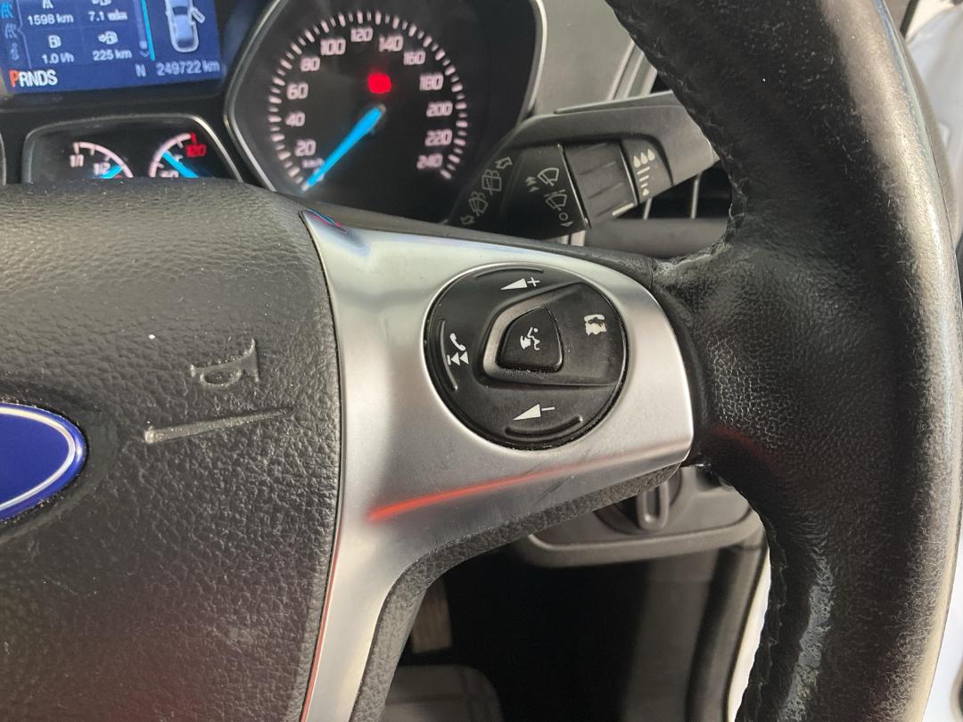 Photo '27' of Ford Kuga