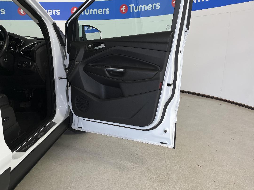 Photo '15' of Ford Kuga Photo '15' of Ford Kuga