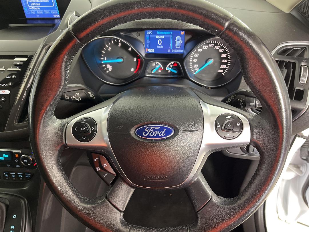 Photo '28' of Ford Kuga Photo '28' of Ford Kuga