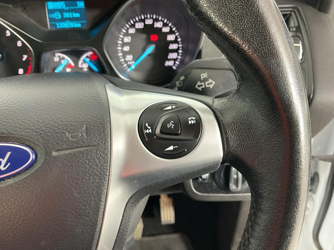 Photo '24' of Ford Kuga