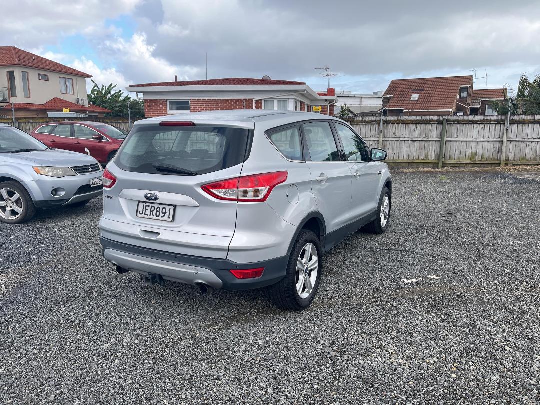 Photo '6' of Ford Kuga Ambiente AWD Petrol Photo '6' of Ford Kuga Ambiente AWD Petrol
