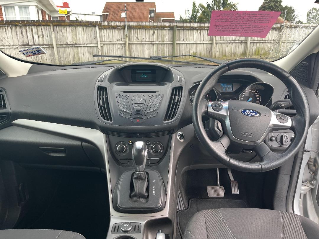 Photo '15' of Ford Kuga Ambiente AWD Petrol Photo '15' of Ford Kuga Ambiente AWD Petrol