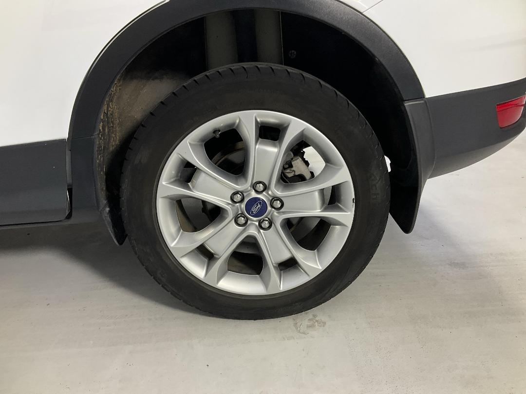 Photo '11' of Ford Kuga