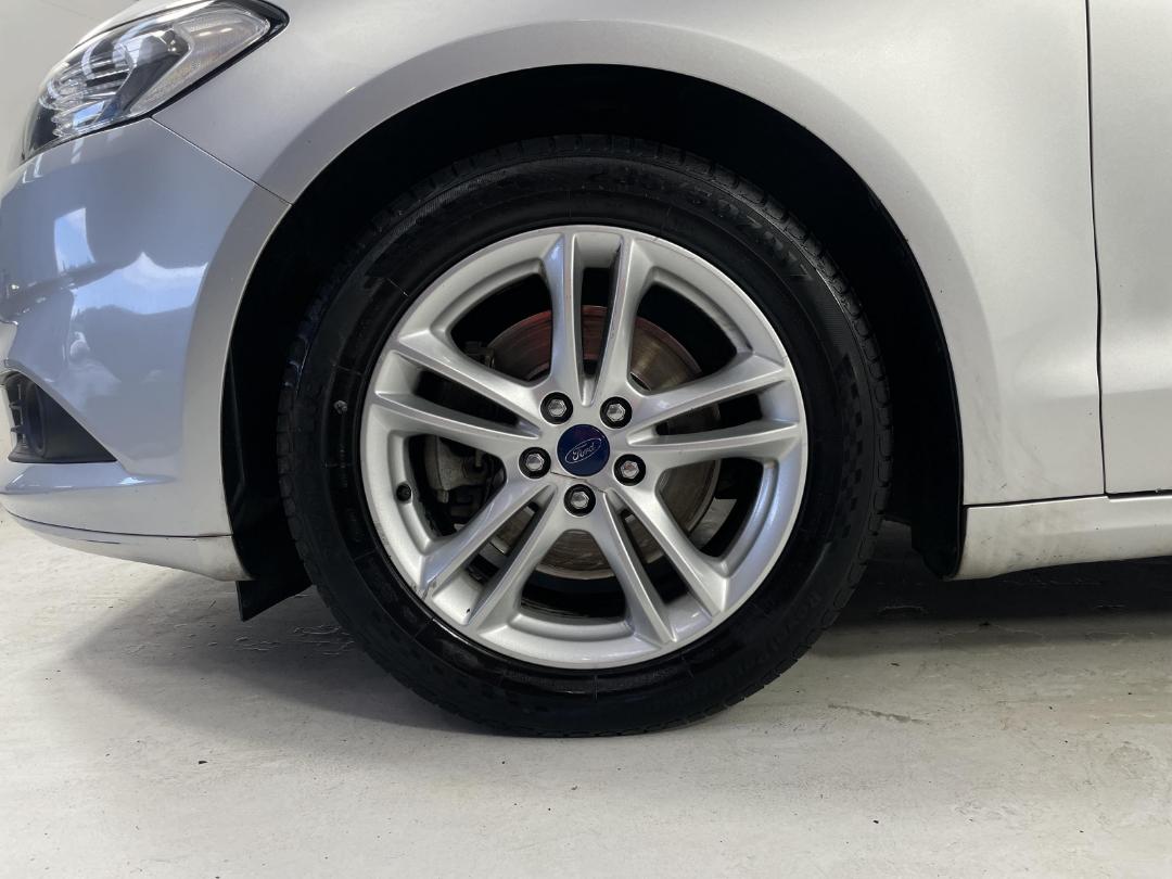 Photo '10' of Ford Mondeo