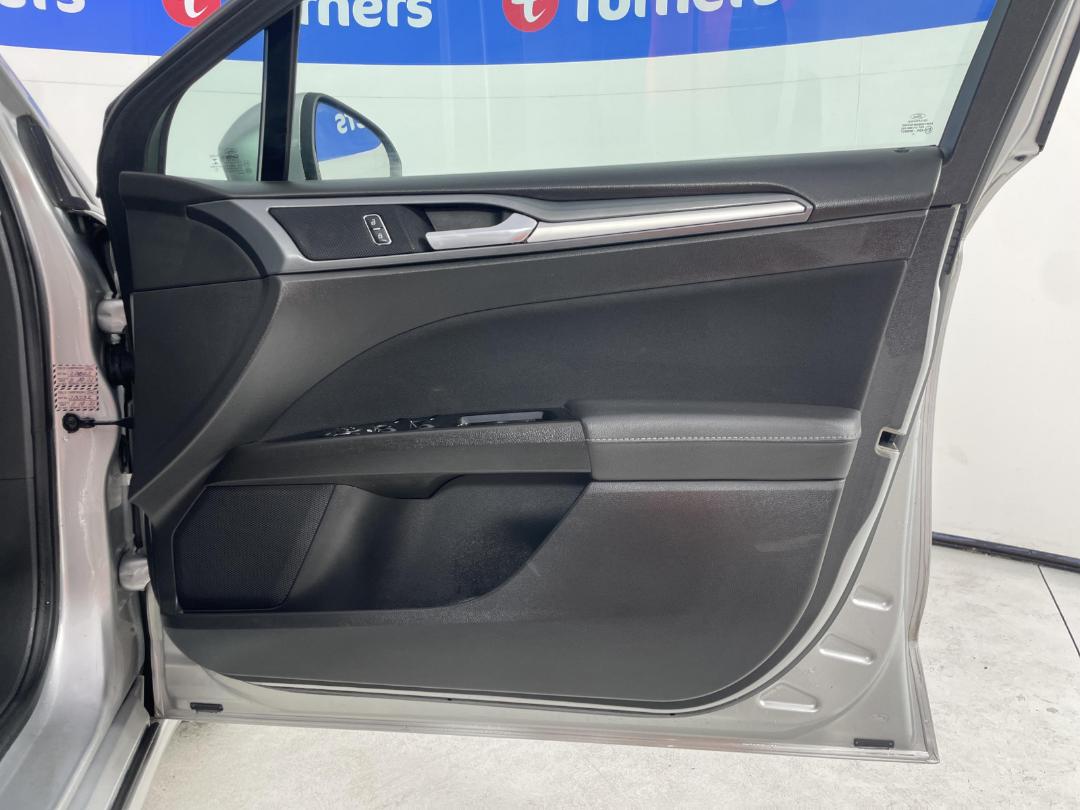 Photo '15' of Ford Mondeo