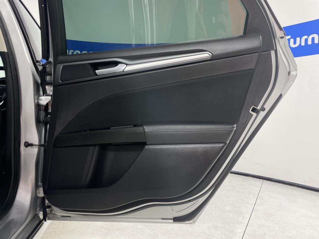 Photo '19' of Ford Mondeo