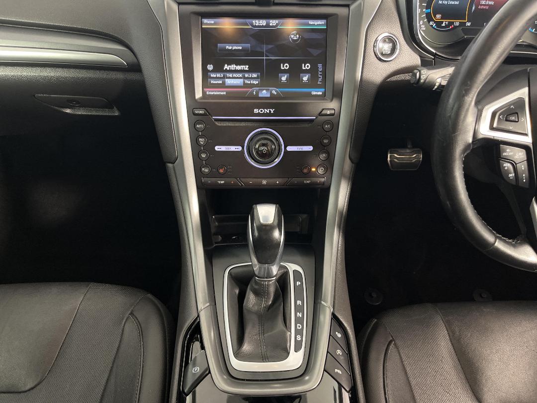 Photo '18' of Ford Mondeo