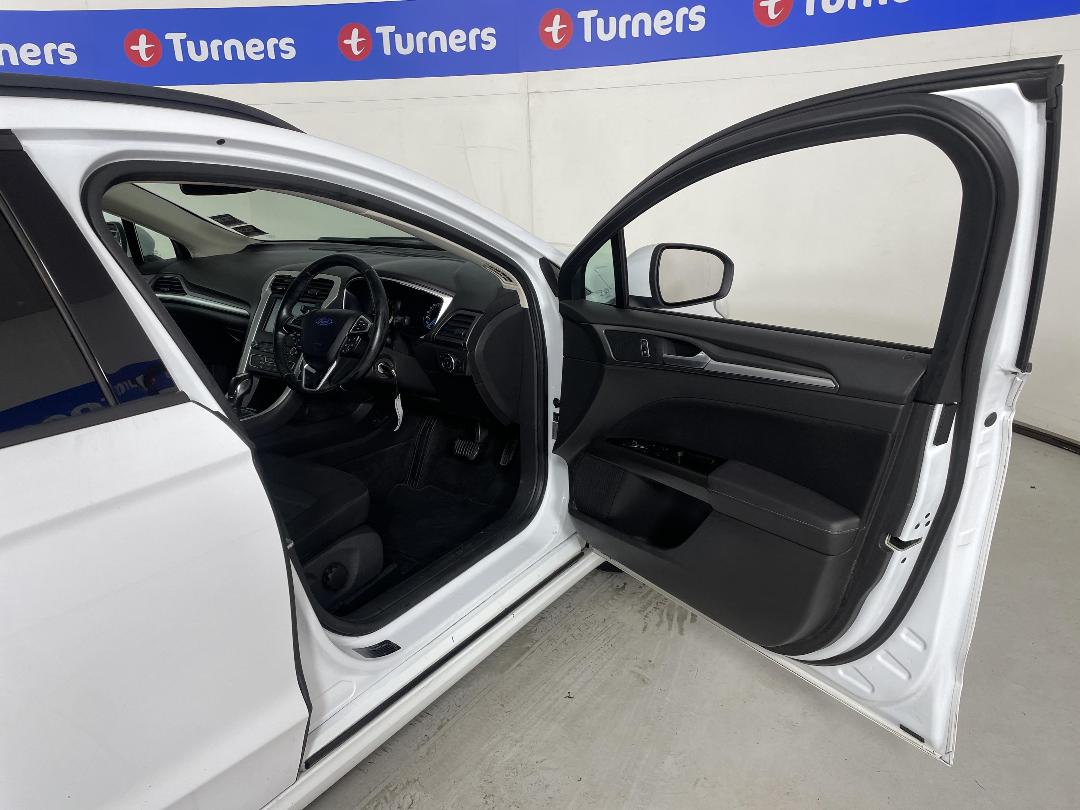 Photo '15' of Ford Mondeo