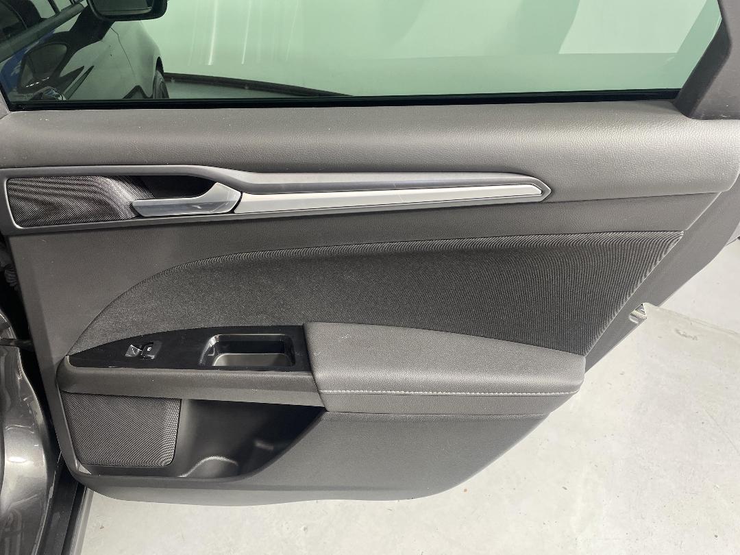 Photo '19' of Ford Mondeo