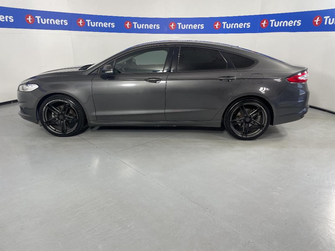 Photo '24' of Ford Mondeo