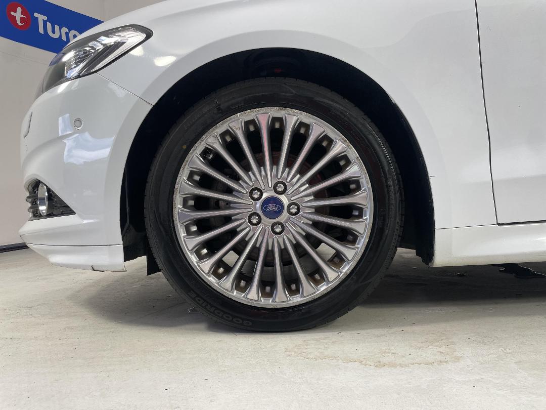 Photo '10' of Ford Mondeo