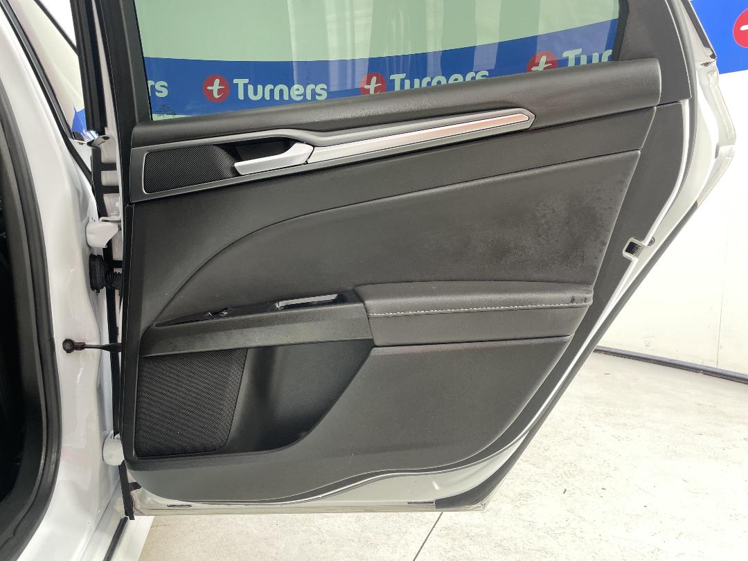 Photo '19' of Ford Mondeo