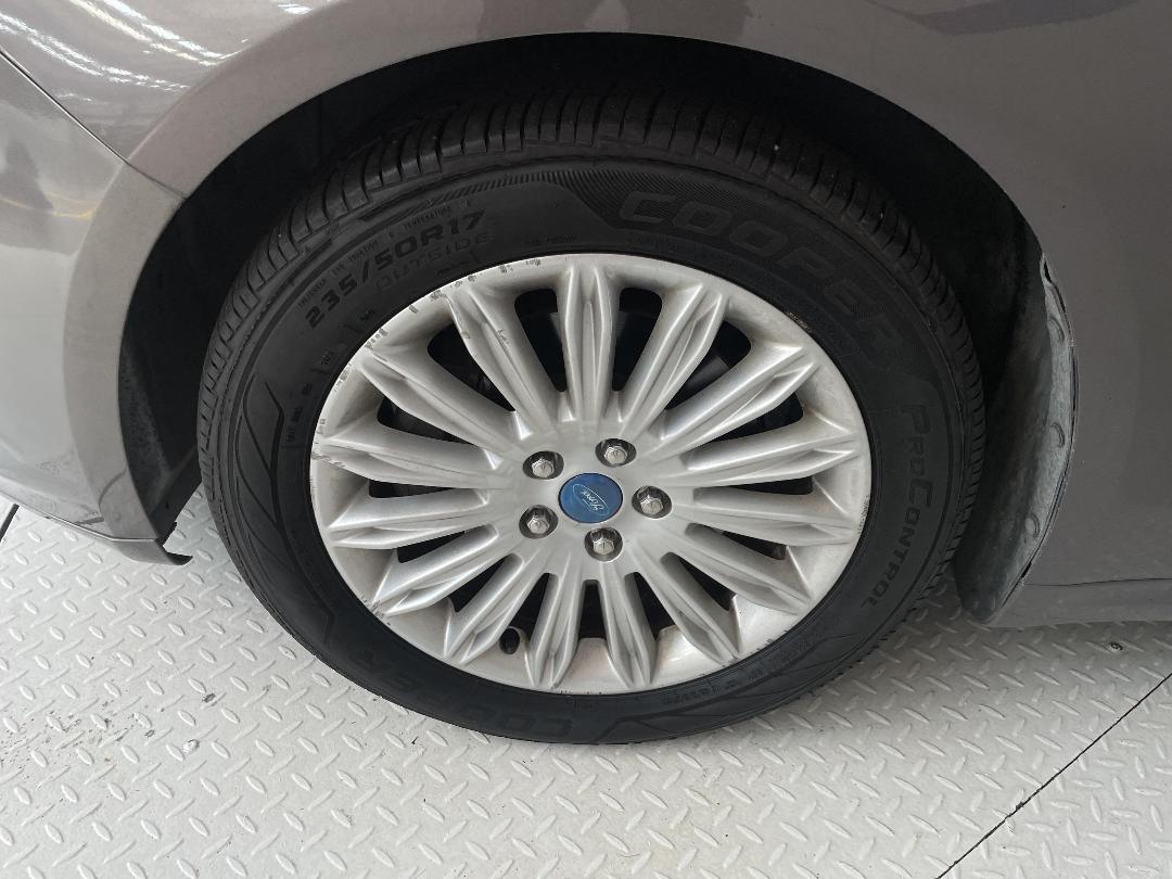 Photo '10' of Ford Mondeo Photo '10' of Ford Mondeo