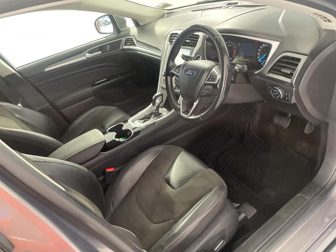 Photo '16' of Ford Mondeo Photo '16' of Ford Mondeo