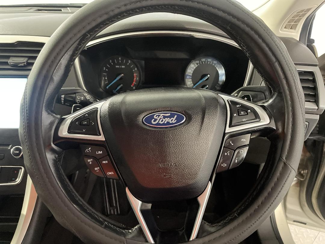 Photo '27' of Ford Mondeo