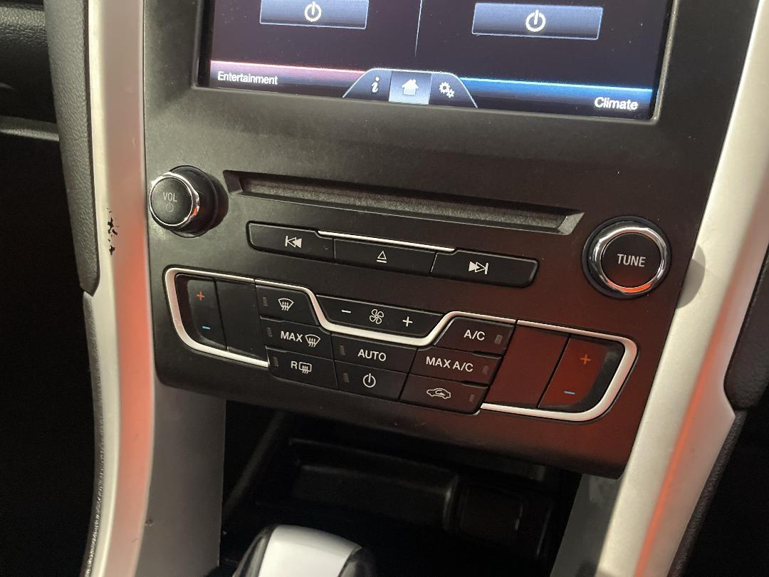 Photo '30' of Ford Mondeo